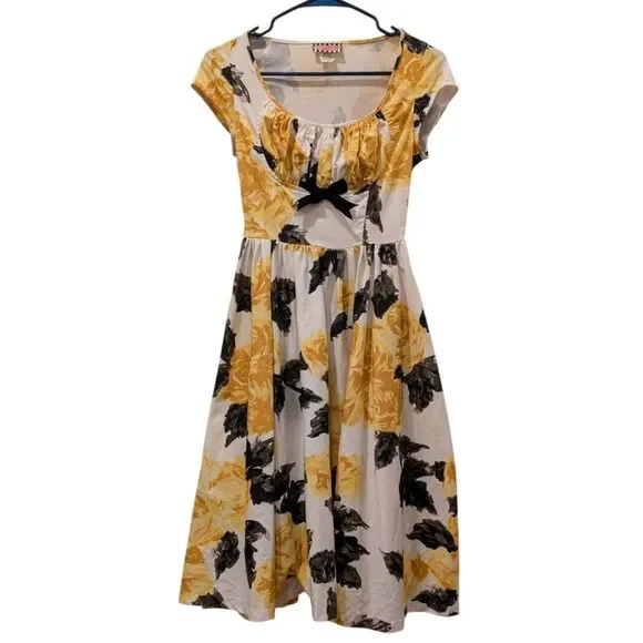 Pinup Couture U.S.A. Retro Floral Print Women's XS A-Line Dress Yellow & Black - Picture 2 of 8